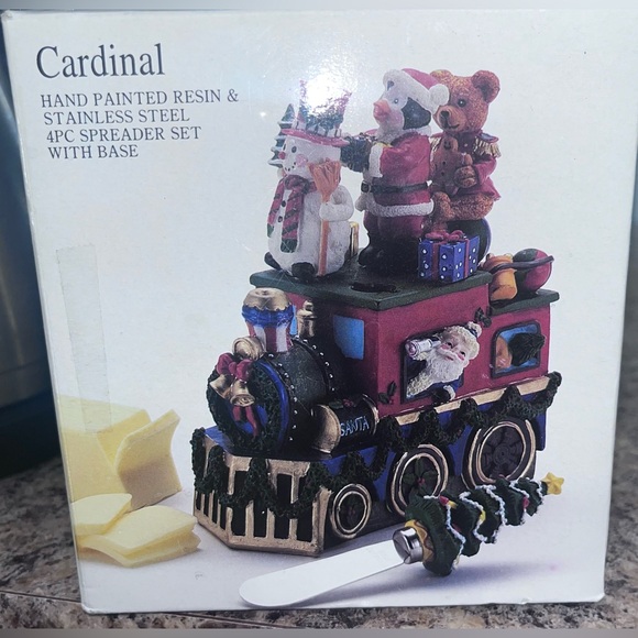 CARDINAL INC SPREADER SET OF 4PCS WITH BASE CHRISTMAS TRAIN - Picture 2 of 4